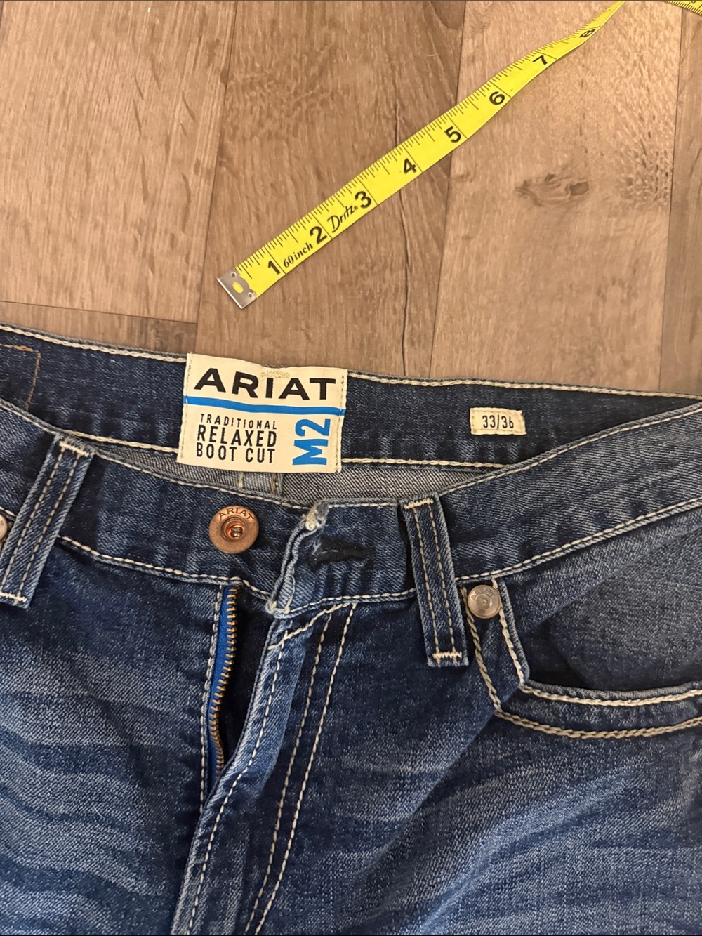 Ariat Men's Relaxed Bootcut Denim Jeans in Dark Blue Wash - Picture 2 of 16